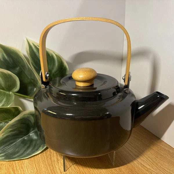 Vintage Mid Century Tea Kettle Black w Wooden Handle and Knob