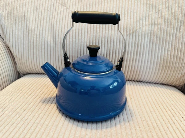 Old Vtg Blue Le Creuset 1.7 Quartz Enamel Tea Kettle With Black Handle