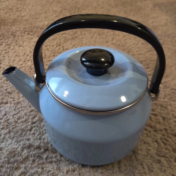Vintage Siam Fujiware Light Blue Enamel Two Quart Kettle