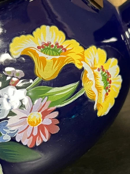 1983 GAILSTYN SUTTON "Flower Garden" Vintage Enamel Ware Teapot