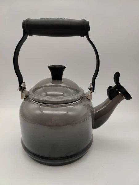 Le Creuset Demi Tea Kettle 1.25 Qt Gray Enamel on Steel – Whistling